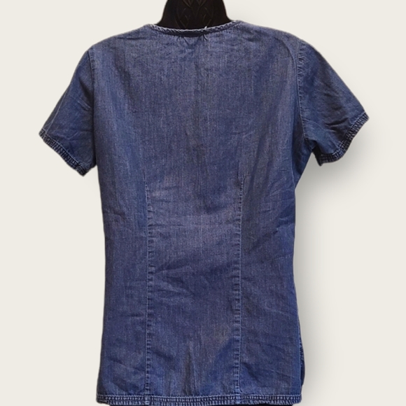 Dickies Dark Wash Chambray Scrub Top Size Small - Picture 2 of 5